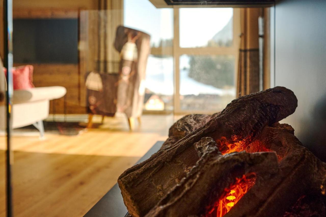 Die Tauplitz Lodges - Adler Auszeit Lodge D6 By Aa Holiday Homes Buitenkant foto