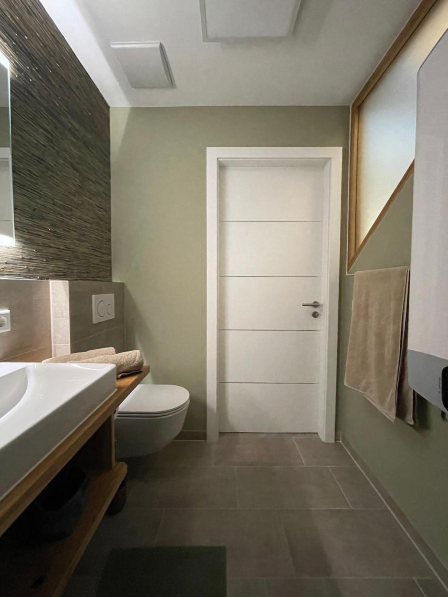 Die Tauplitz Lodges - Adler Auszeit Lodge D6 By Aa Holiday Homes Buitenkant foto